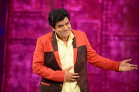 Ali Tho Jaliga Show Photos
